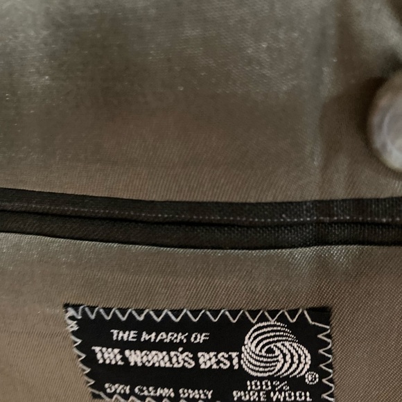 Olive Green Suit (Giorgio Paolo) - Picture 3 of 10